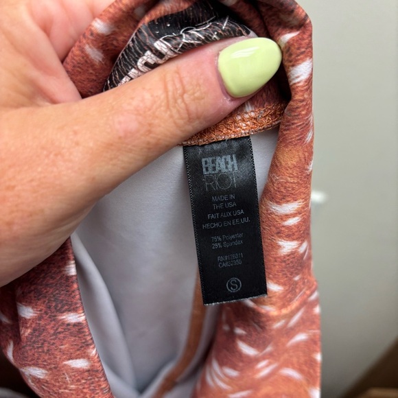 Beach Riot Sport Piper Legging Reindeer Print - Picture 10 of 10